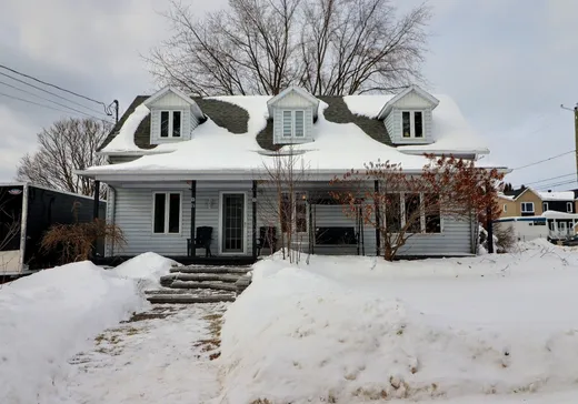 Maison à étages à vendre - 28 Rue Caron, Kingsey Falls, J0A1B0