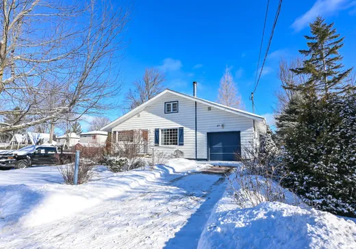Maison à vendre - 47 8e Avenue, Sainte-Marthe-sur-le-Lac, J0N 1P0