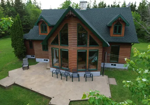 Maison à étages à vendre - 152 Ch. du Domaine-Casault, Causapscal, G0J1J0