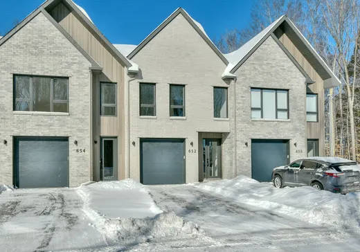 Two or more stories for sale - 652 Rue Caron, Deux-Montagnes, J0N1M0