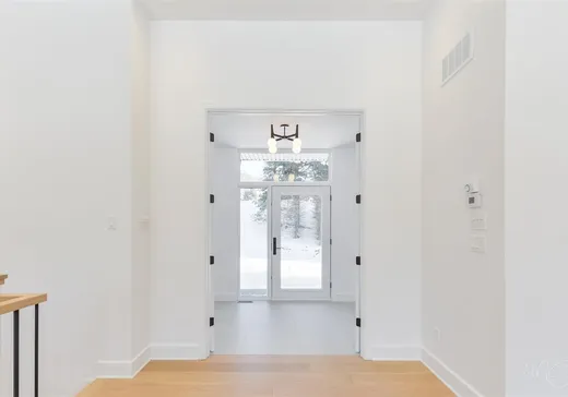Maison à vendre - 1404 Place des Vignes, Saint-Sauveur, J0R 1K0