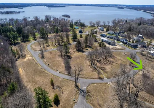 Maison à vendre - 23 Av. Boisbriand, Sainte-Anne-de-Bellevue (Île de Montréal), H9X 0C1
