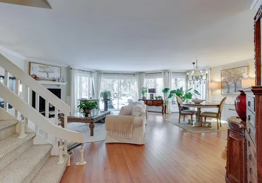 Maison à étages à vendre - 220Z Ch. du Mont-Loup-Garou, Sainte-Adèle, J8B3C8