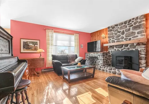 Maison à vendre - 7432 Ch. Royal, Île d'Orleans St-Laurent, G0A 3Z0