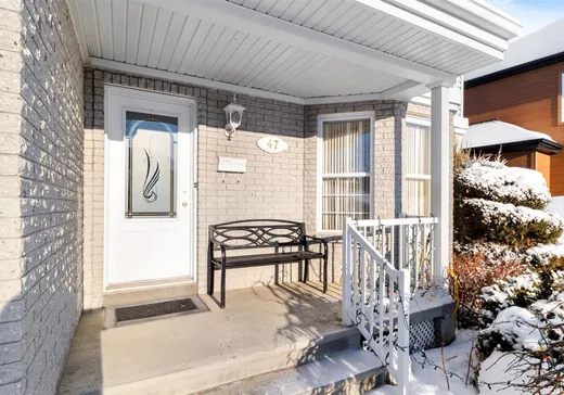 Maison à vendre - 47 Place Maisonneuve, Laval (Sainte-Dorothee), H7X 3X2