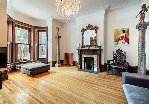 Maison à vendre - 3625 Rue Durocher, Montréal (Centreville), H2X 2E9