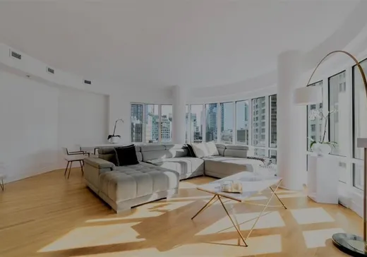 Condo à vendre - 2000 Rue Drummond, Montréal (Centreville), H3G 2X1