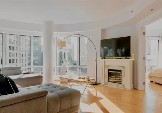 Condo à vendre - 2000 Rue Drummond, Montréal (Centreville), H3G 2X1