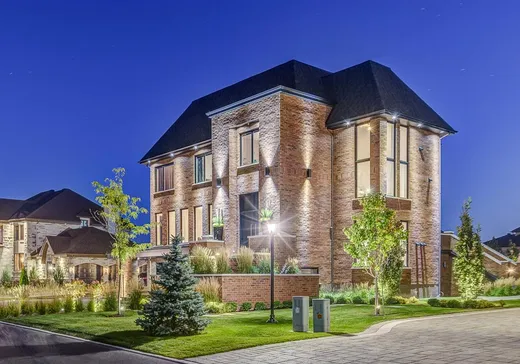 Maison à étages à vendre - 4090 Rue de Louviers, Brossard, J4Y0J1