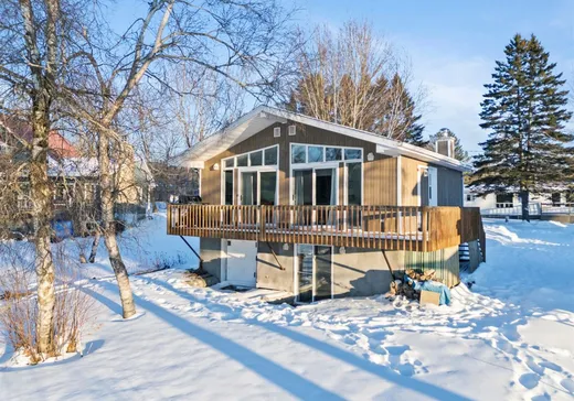 House for sale - 12 Rue Girard, Windsor, J1S 2L5