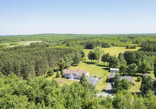 Chalet à vendre - 1650 3e rang de Wendover S., St-Cyrille-De-Wendover, J1Z1Y4