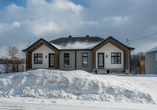 Maison à vendre - 145 Rue Joseph-Émond, Sherbrooke, J1C 0G1