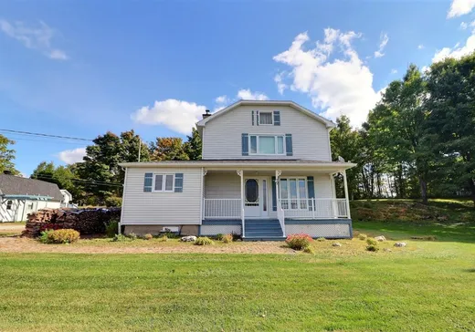 Maison à étages à vendre - 71 Route 116 E., Warwick, J0A1M0