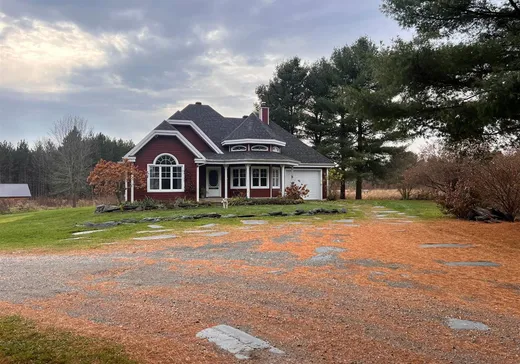 Hobby Farm for sale - 806 Ch. du Plateau, Saint-Félix-de-Kingsey, J0B 2T0
