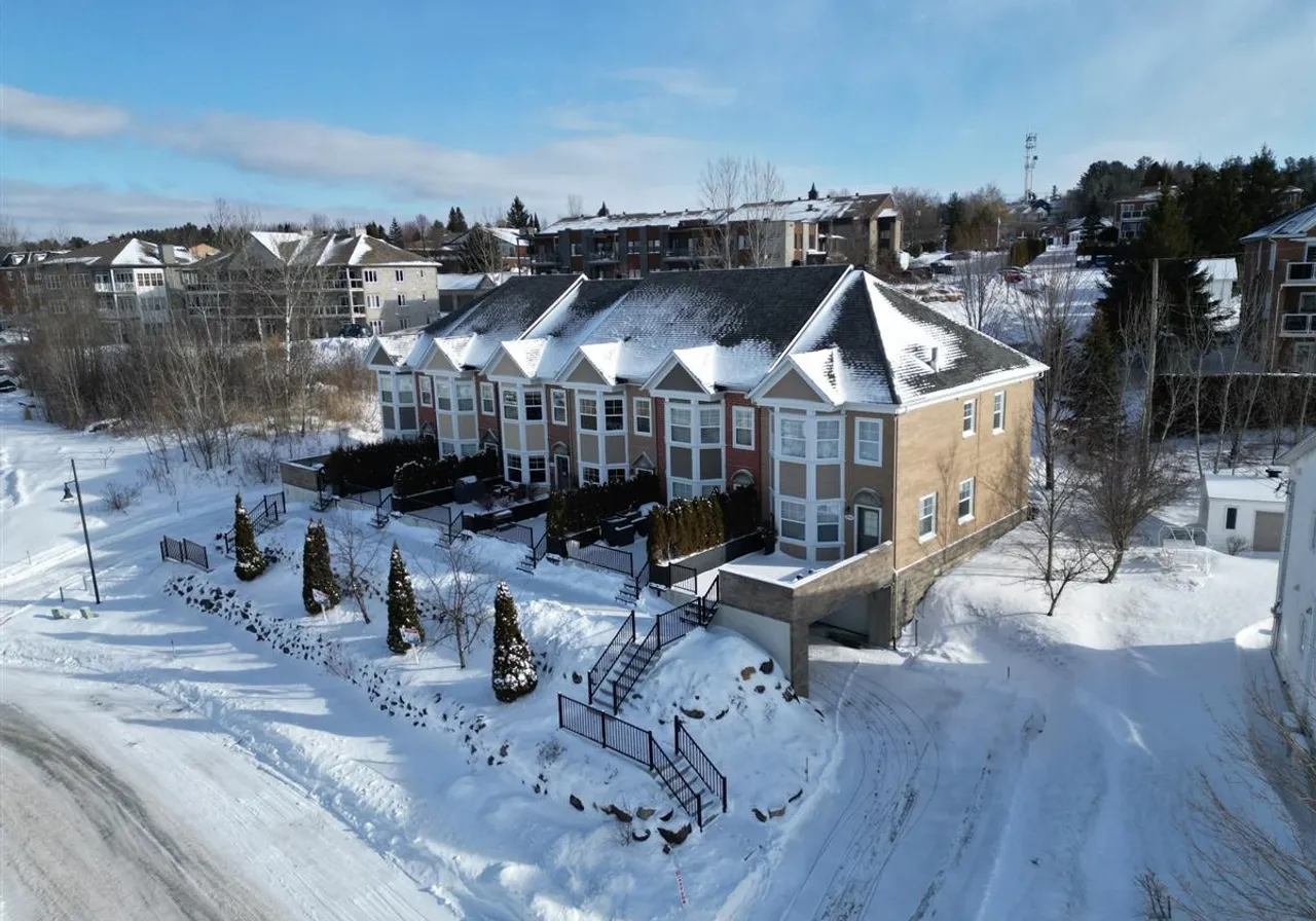 Condo à vendre - 1022 Rue Poitras, Magog, J1X 6A3