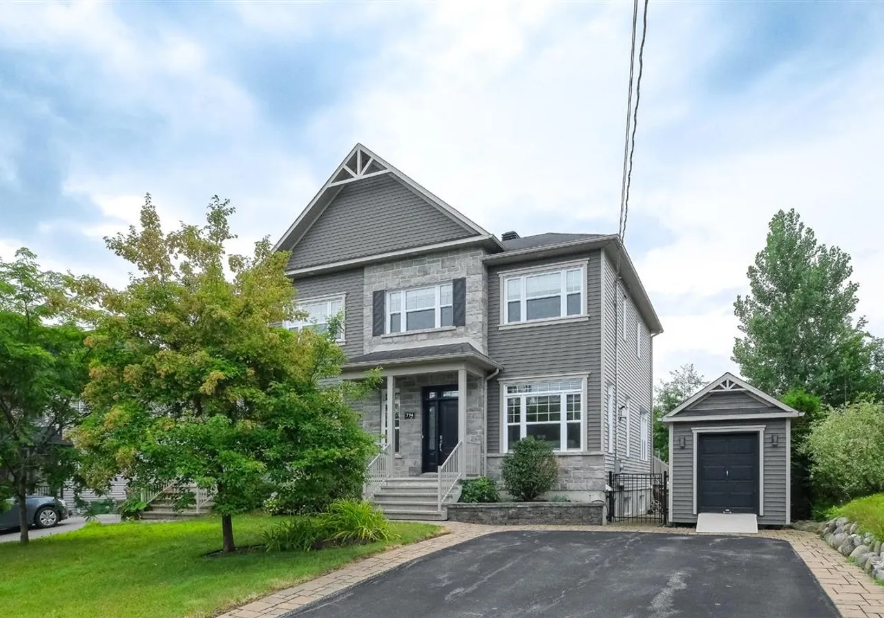 Maison à vendre - 774 Rue des Girolles, Sherbrooke, J1J 2H1