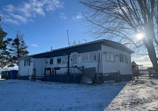 Maison mobile à vendre - 895 Le Petit-St-Esprit, Ste-Monique, J0G1N0