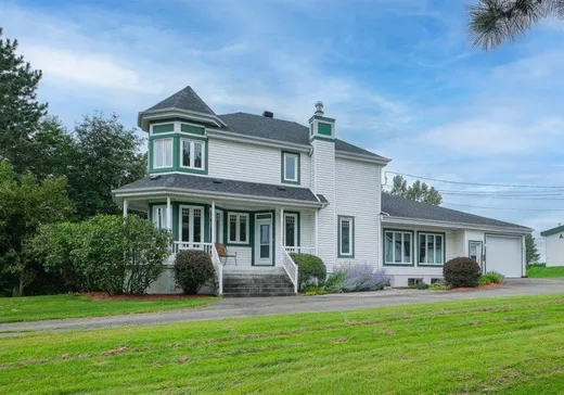Two or more stories for sale - 845 Z-849Z 12e Rang, Windsor, J1S 0H1