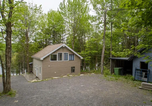 Maison à vendre - 9440 Rue des Érables, Ste-Cecile-De-Whitton, G0Y 1J0
