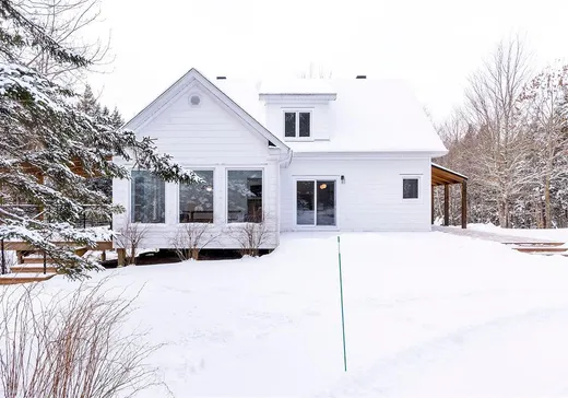 House for sale - 400 Ch. Élie, Sutton, J0E 2K0