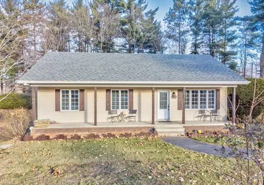 Bungalow for sale - 3201 Ch. du Golf, Massueville, J3R0G2