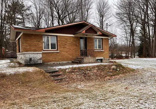 House for sale - 1595 Boul. Mercure, Drummondville, J2B 3M9