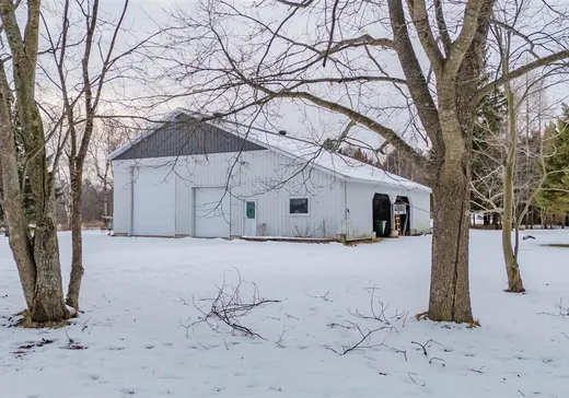 Fermette à vendre - 155Z Rg St-François, Saint-Louis-de-Blandford, G0Z 1B0