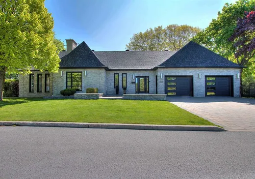 Maison à vendre - 220 Rue De La Valtrie, Trois-Rivières, G8Y 1A3