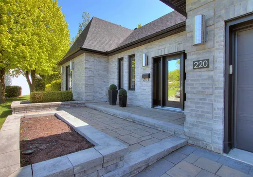 Maison à vendre - 220 Rue De La Valtrie, Trois-Rivières, G8Y 1A3