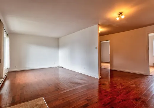 Maison à vendre - 312 Rue Bonsecours, St-Francois-Du-Lac, J0G 1R0