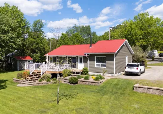 Bungalow à vendre - 1033 Route du Lac-Joseph, Inverness, G0S1K0