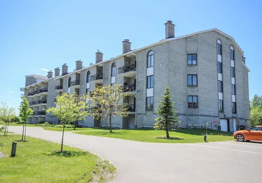 Loft à vendre - 2112 Place du Club-Memphré, Magog, J1X 5X5