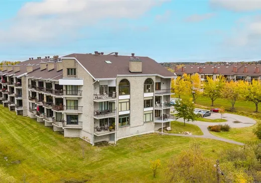 Loft à vendre - 2112 Place du Club-Memphré, Magog, J1X 5X5