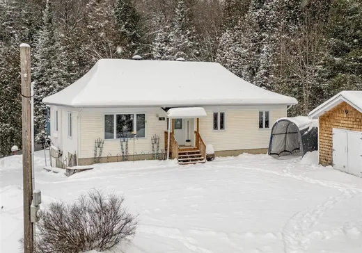 Bungalow à vendre - 1906 Ch. Gendron, Canton De Stanstead, J1X3W4