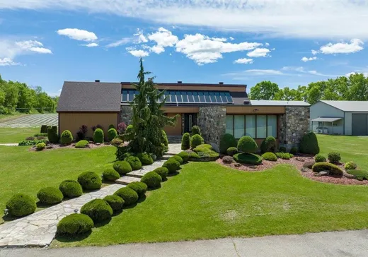 Maison à étages à vendre - 1600Z Ch. du Bord-du-Lac, Montréal (Île-Bizard), H9E 1K3