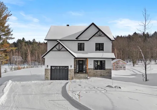 Maison à vendre - 28 Rue de Beauharnois, Drummondville, J2A 2S7
