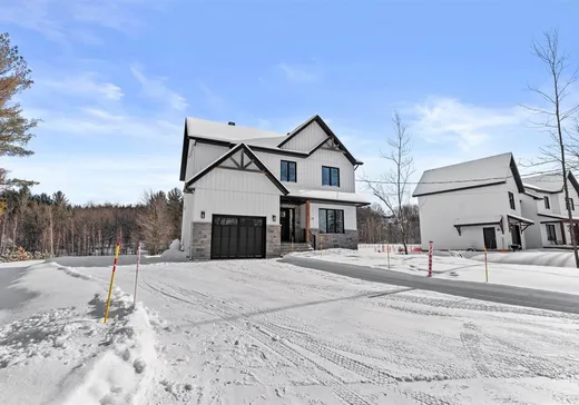 Maison à vendre - 28 Rue de Beauharnois, Drummondville, J2A 2S7