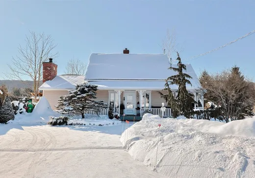 Two or more stories for sale - 201 5e rang de St-Norbert, Norbertville, G0P1B0