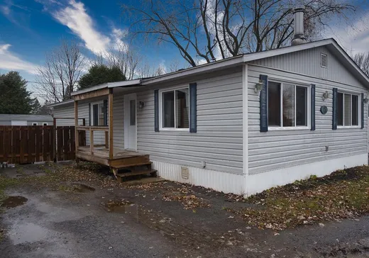 Maison mobile à vendre - 2952 Ch. St-Charles, Terrebonne, J6V1A7
