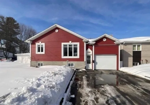 Bungalow à vendre - 4594 Boul. Allard, Drummondville, J2A1R9