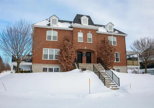Maison à vendre - 1400 Rue Émile Zola, Sherbrooke, J1L 0G8