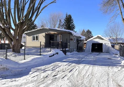 Bungalow for sale - 41 Rue Grégoire, Victoriaville, G6P5Z8