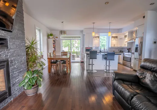 Maison à vendre - 16 Rue Fortin, Montréal (Centreville), J0L 2N0