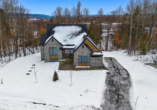 Bungalow for sale - 320 Rue du Bassin, Saint-Jérôme, J7Y5K5