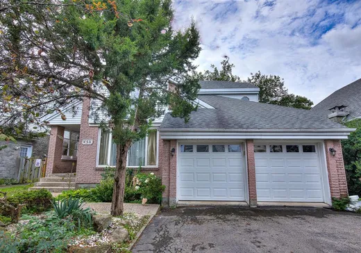 Maison à étages à vendre - 450 Rue Larivière, Laval (Sainte-Dorothee), H7X3K6