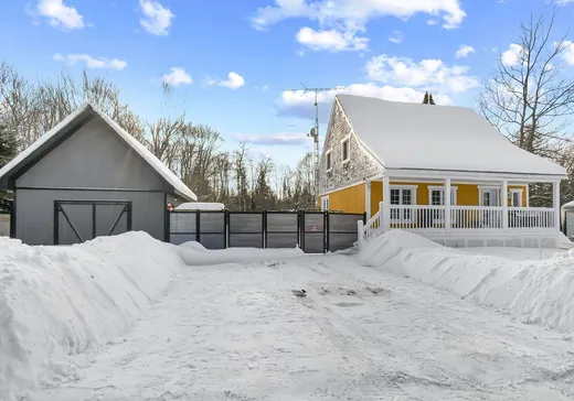 Maison à étages à vendre - 165 Rue Jean, Saint-Calixte, J0K1Z0