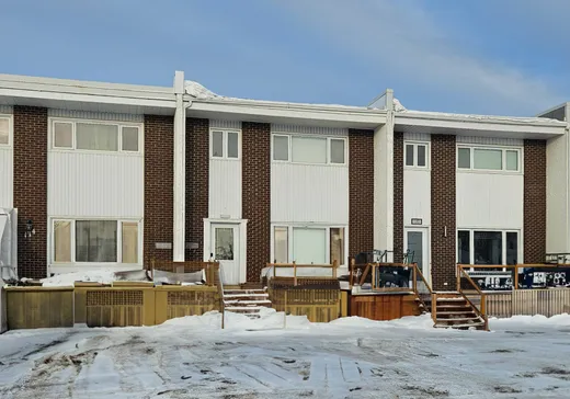 Maison à étages à vendre - 172 Rue René-Tremblay, Matane, G4W2L9
