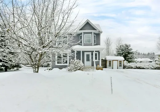 Maison à étages à vendre - 109 Rue du Beaujolais, Cowansville, J2K0B1