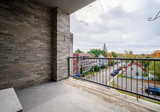 Condo à vendre - 305 Rue Laviolette, Saint-Jérôme, J7Y 4H7