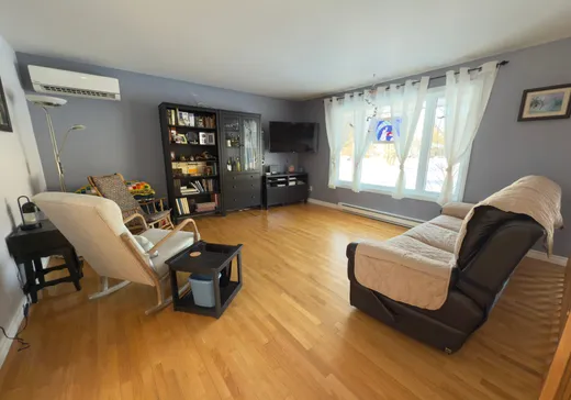 Maison à vendre - 87 Rue d'Oka, Granby, J2H 1Y5